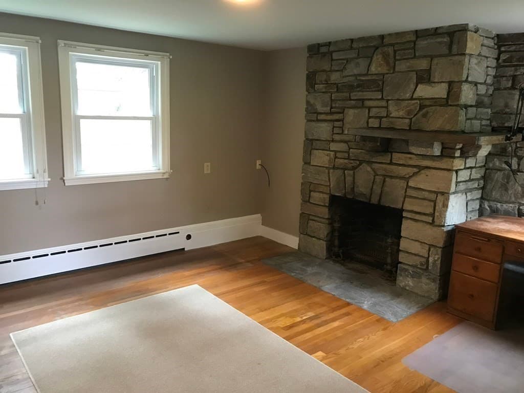Single Family Residence at 229 Worcester-Providence Turnpike, Sutton MA 01590, photo 16 of 20