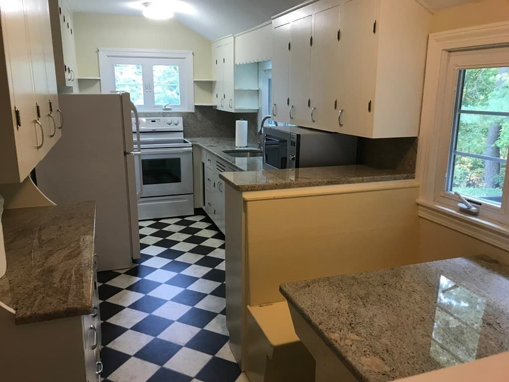 Single Family Residence at 229 Worcester-Providence Turnpike, Sutton MA 01590, photo 5 of 20