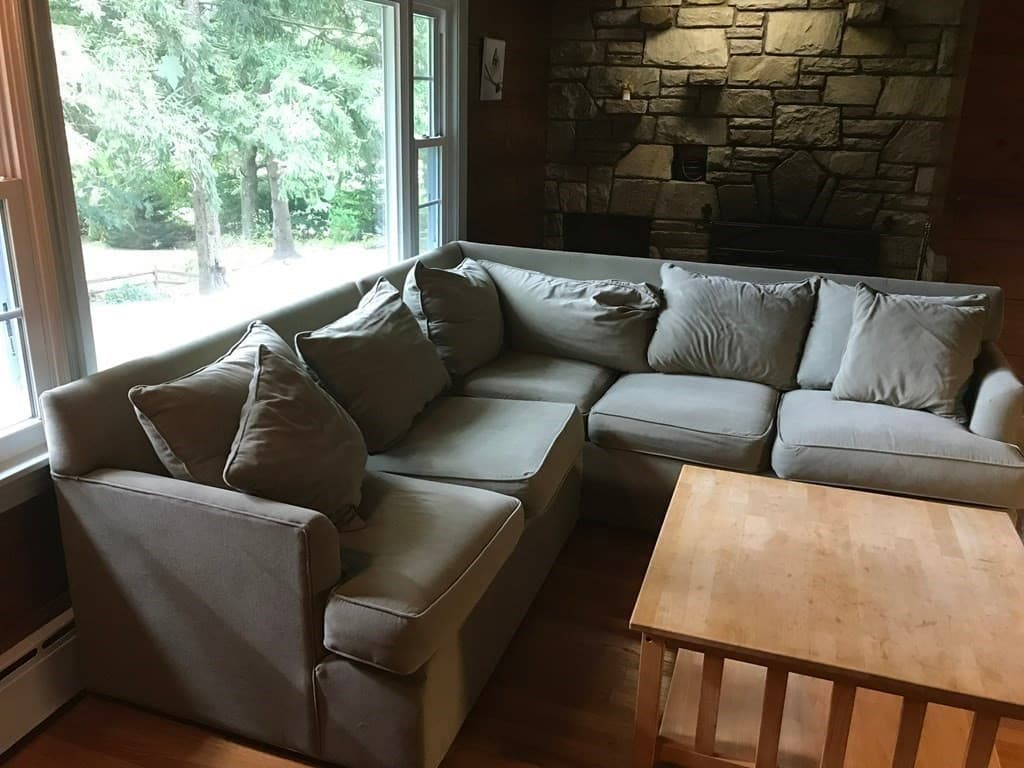 Single Family Residence at 229 Worcester-Providence Turnpike, Sutton MA 01590, photo 9 of 20