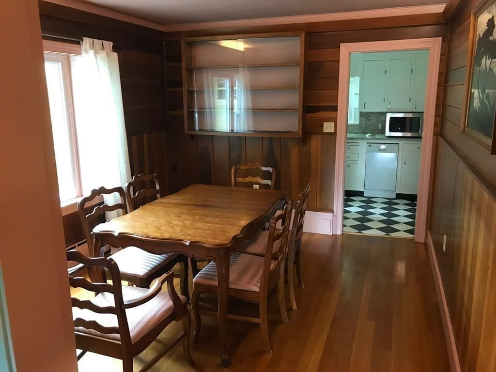 Single Family Residence at 229 Worcester-Providence Turnpike, Sutton MA 01590, photo 11 of 20