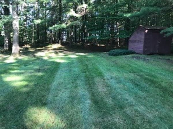 Single Family Residence at 229 Worcester-Providence Turnpike, Sutton MA 01590, photo 4 of 20