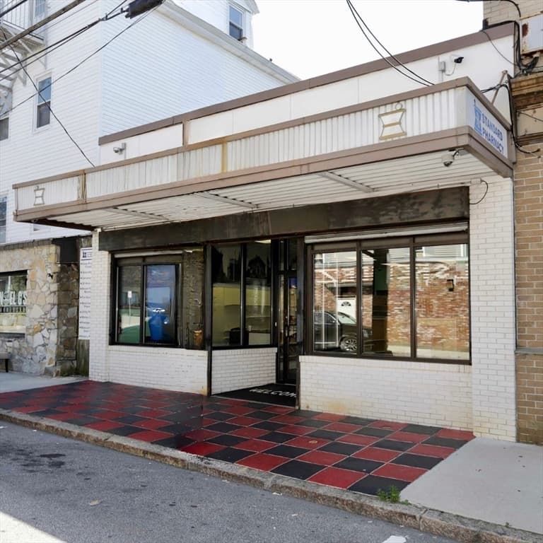 246 E Main St, Fall River MA 02724