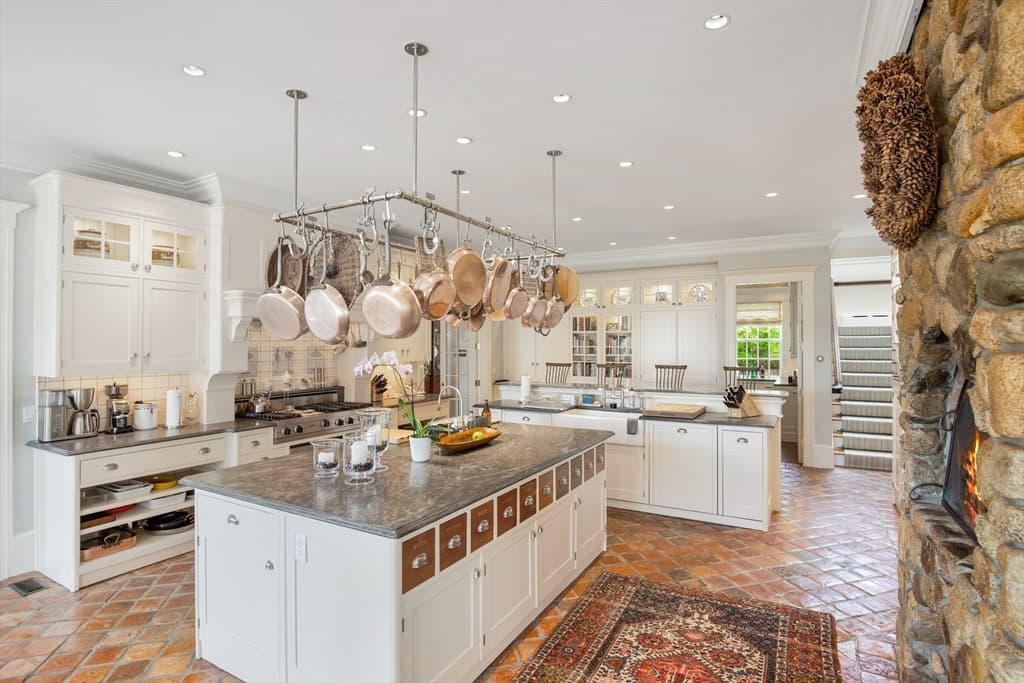 Single Family Residence at 000 Standish Street, Duxbury MA 02332, Duxbury, photo 8 of 42