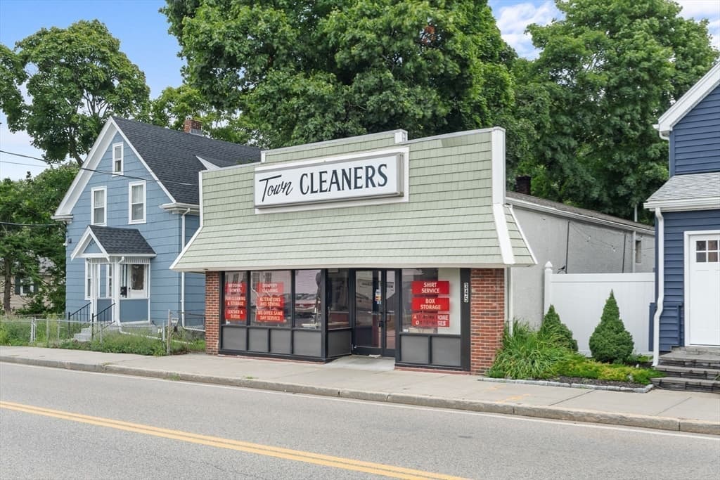 345 Nahatan Street, Norwood MA 02062 photo 27