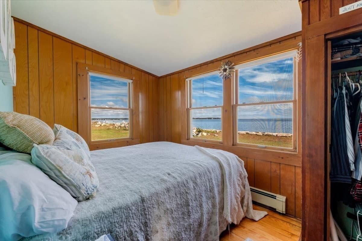 Single Family Residence at 77 Hedge Rd, Plymouth MA 02360, photo 18 of 32