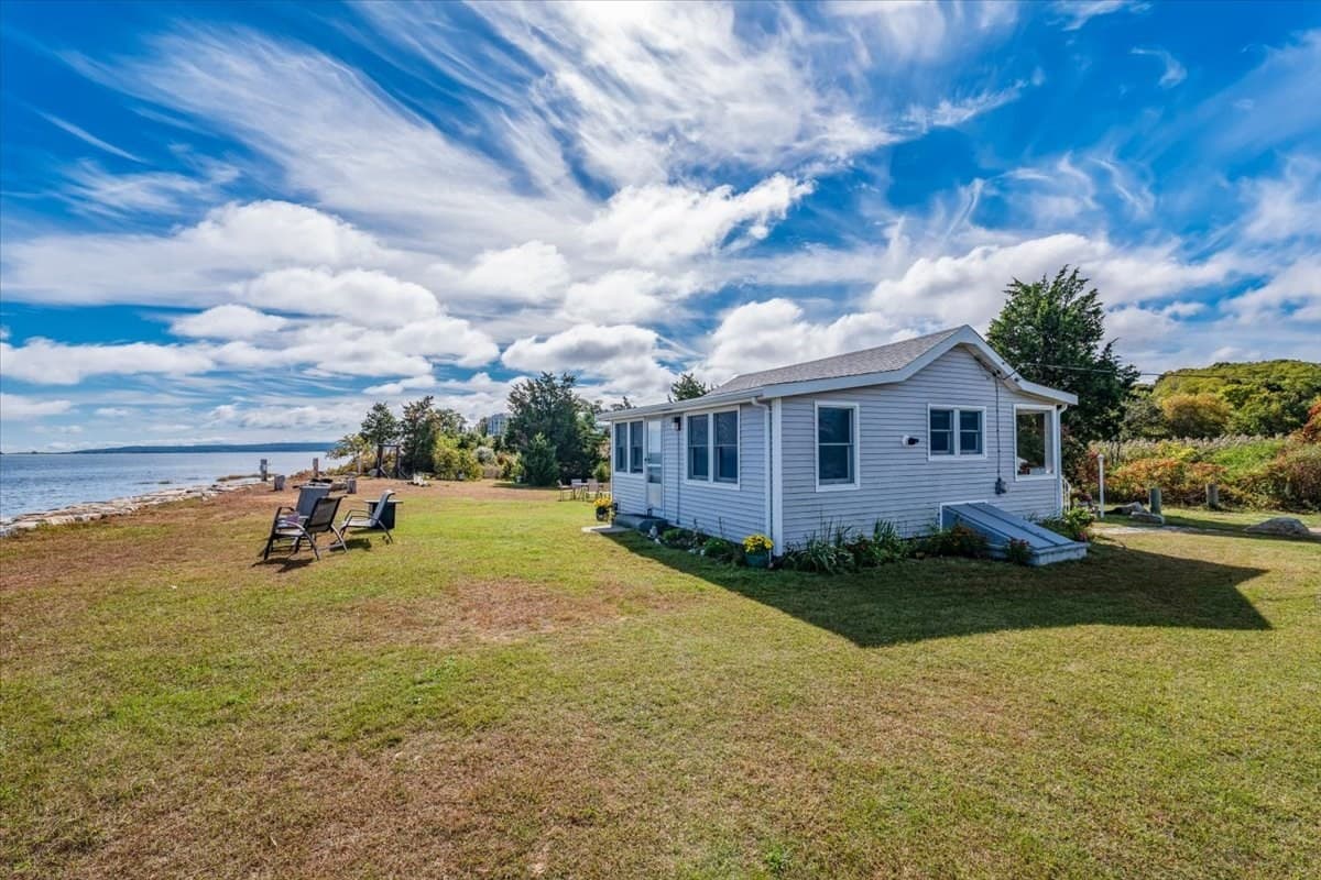 Single Family Residence at 77 Hedge Rd, Plymouth MA 02360, photo 25 of 32