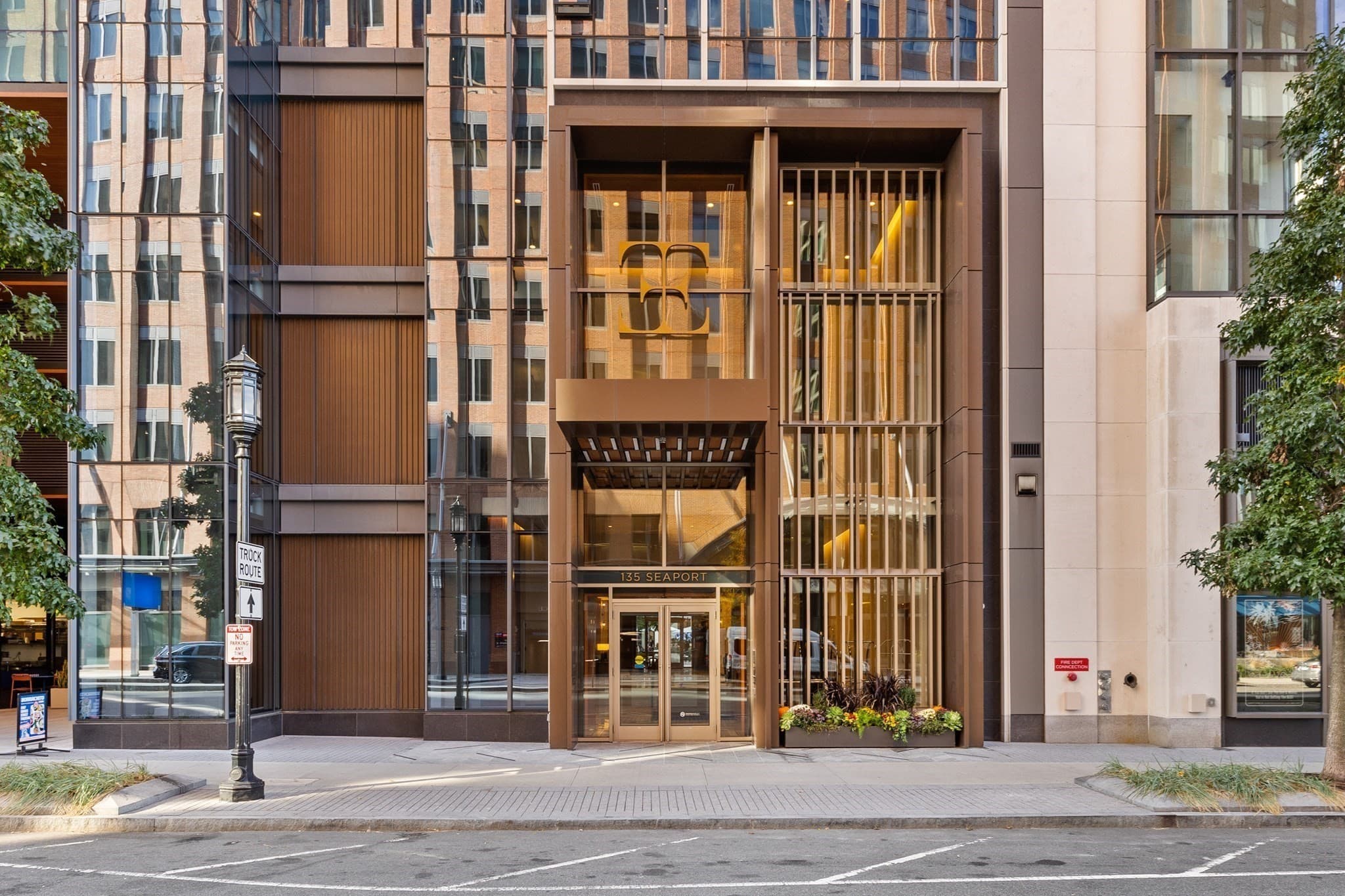 Condominium at 135 Seaport # 1807, Boston MA 02210, photo 27 of 29
