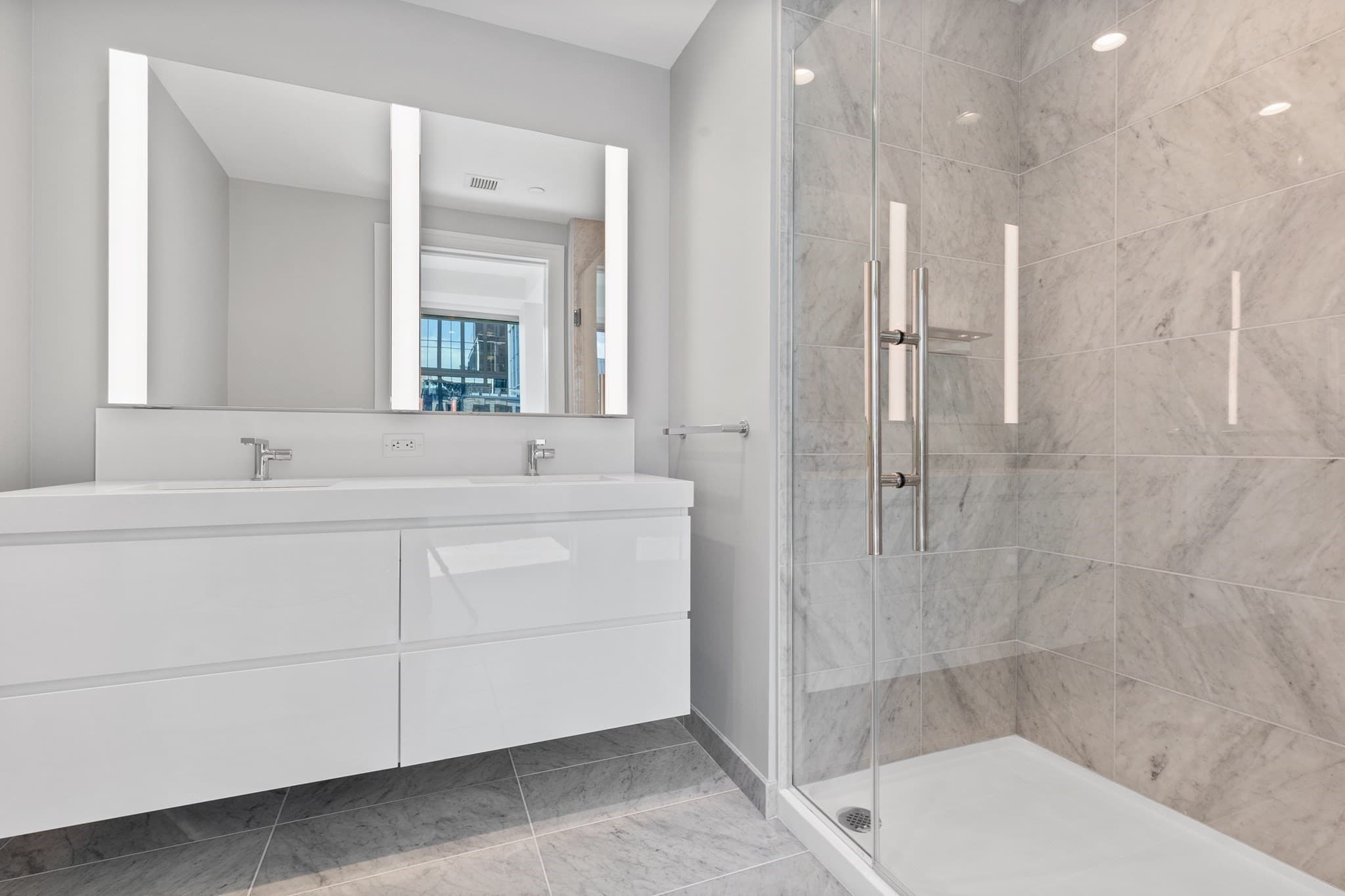 Condominium at 135 Seaport # 1807, Boston MA 02210, photo 7 of 29