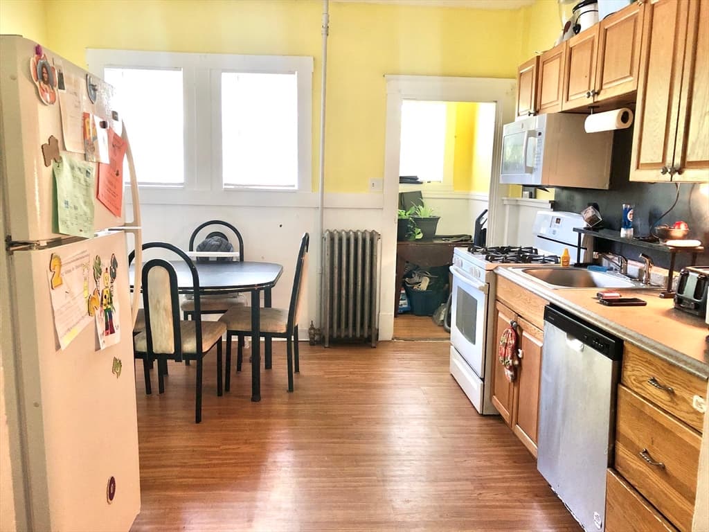 Multi Family at 20-22 Hedge Rd, Plymouth MA 02360, Plymouth, photo 3 of 29