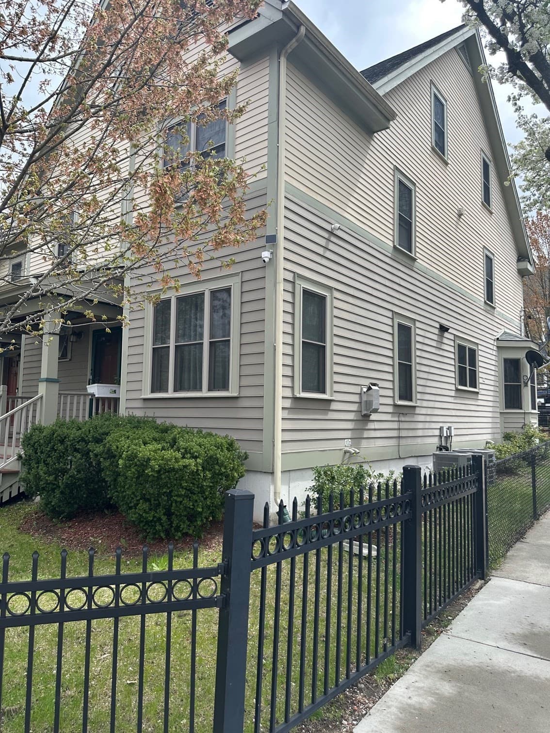 Single Family Residence at 2856 Washington Street, Boston MA 02119, photo 2 of 38