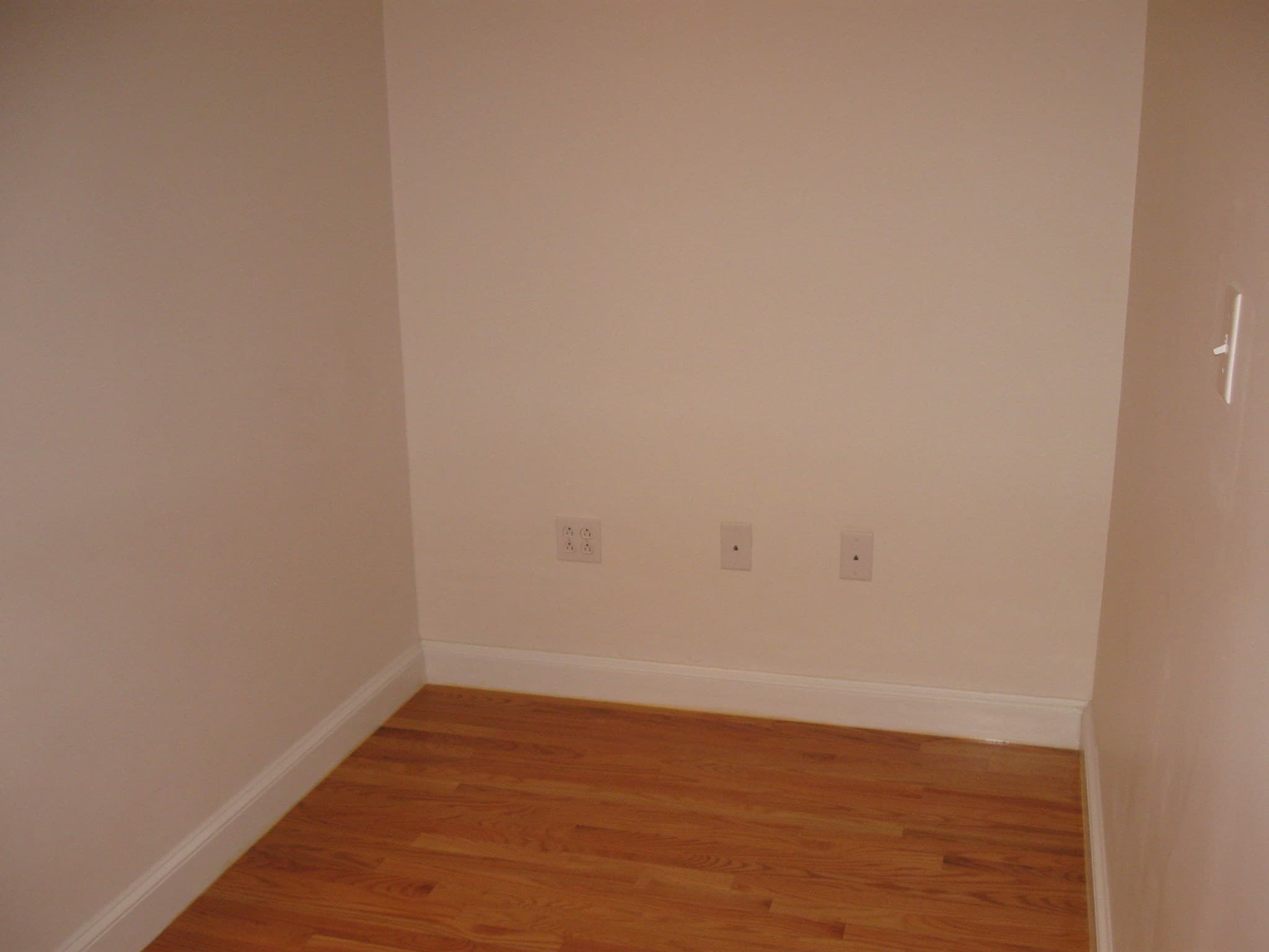 Single Family Residence at 2856 Washington Street, Boston MA 02119, photo 17 of 38