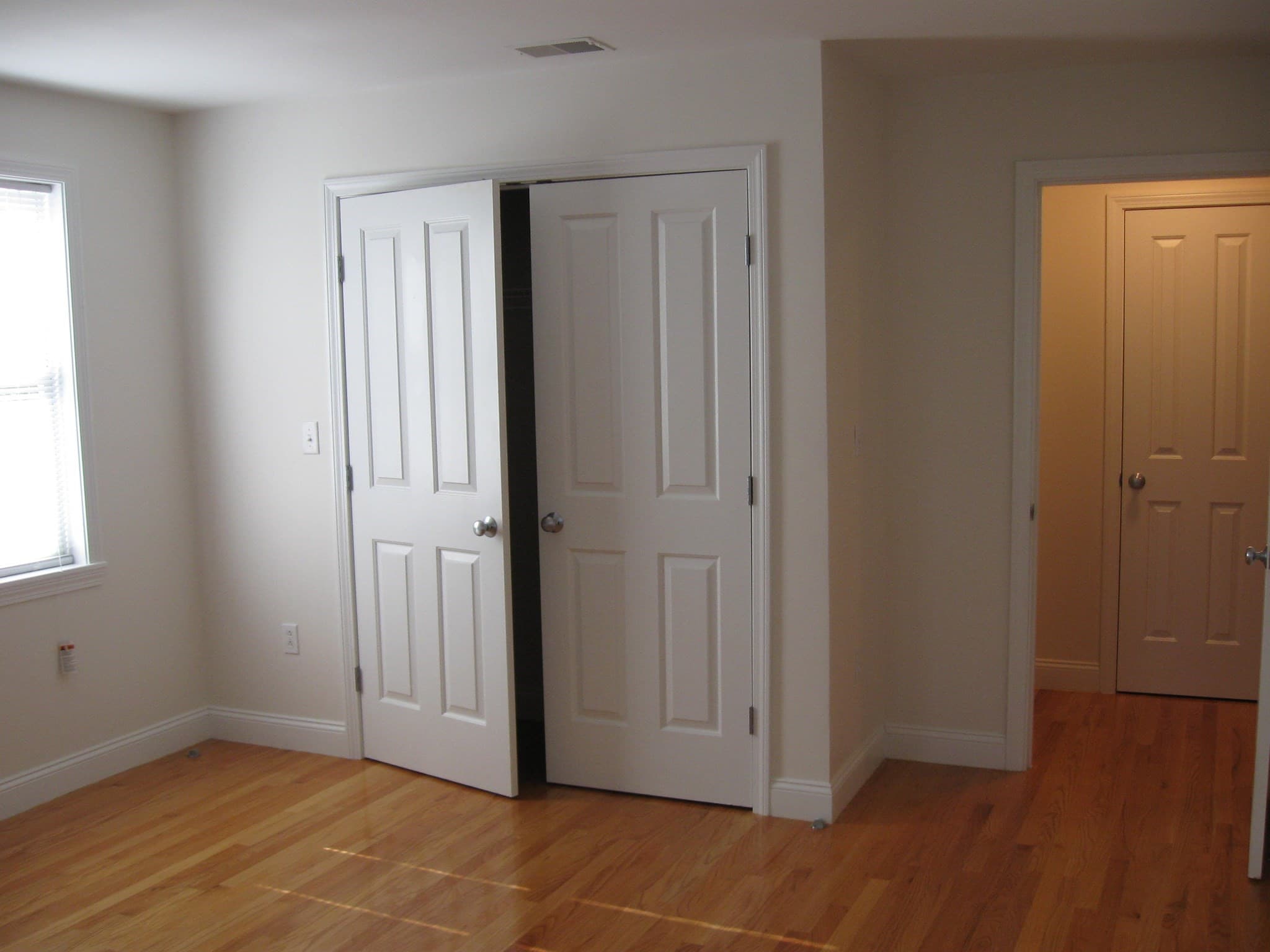 Single Family Residence at 2856 Washington Street, Boston MA 02119, photo 16 of 38