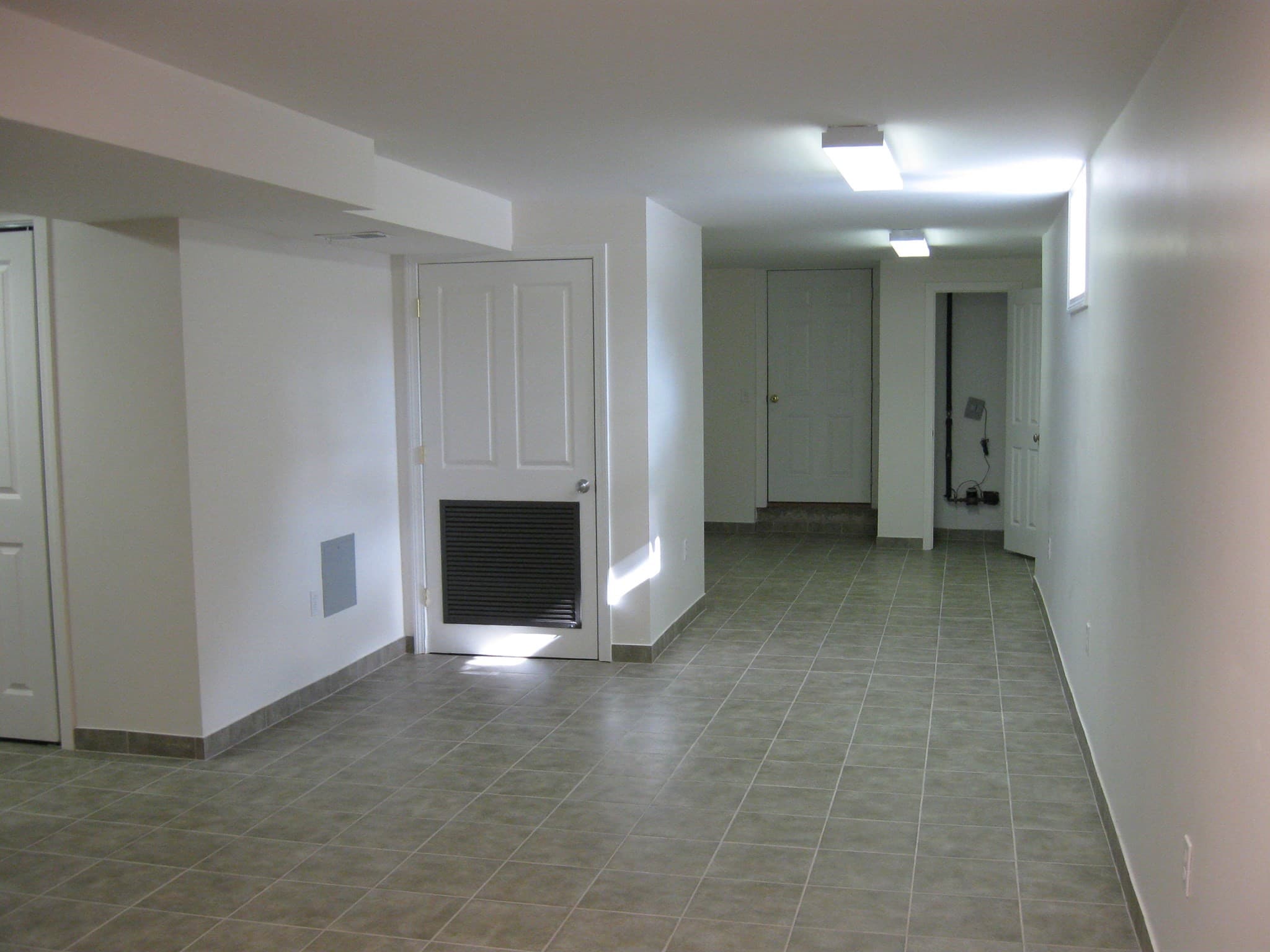 Single Family Residence at 2856 Washington Street, Boston MA 02119, photo 22 of 38