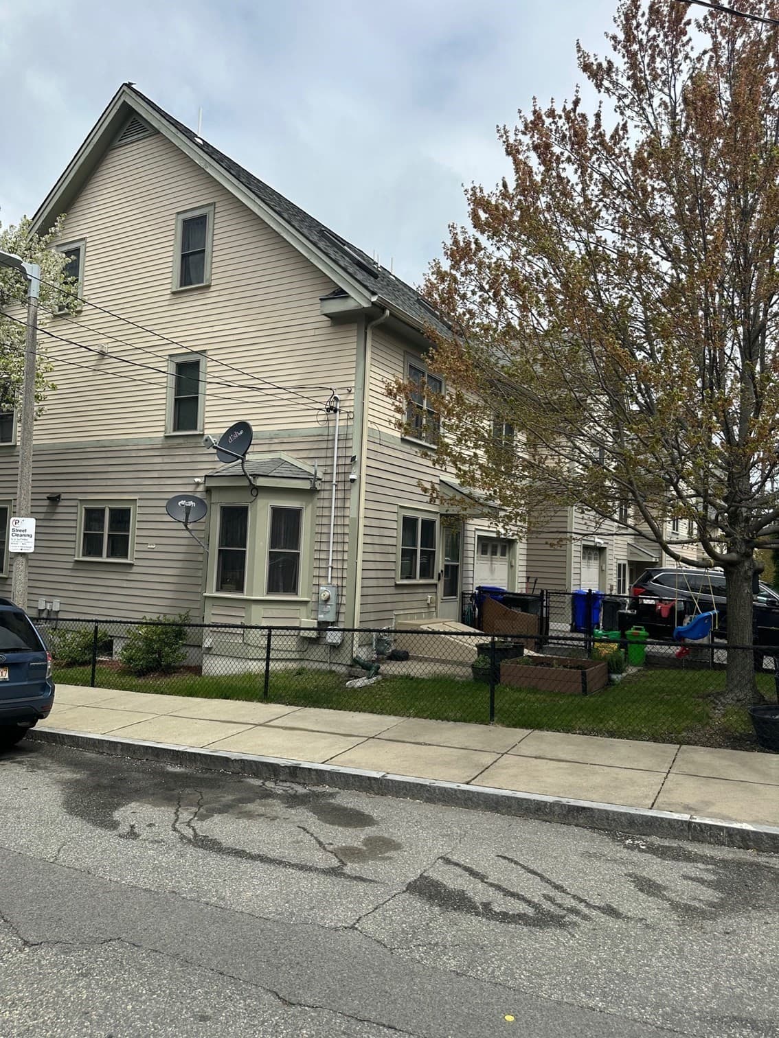 Single Family Residence at 2856 Washington Street, Boston MA 02119, photo 3 of 38