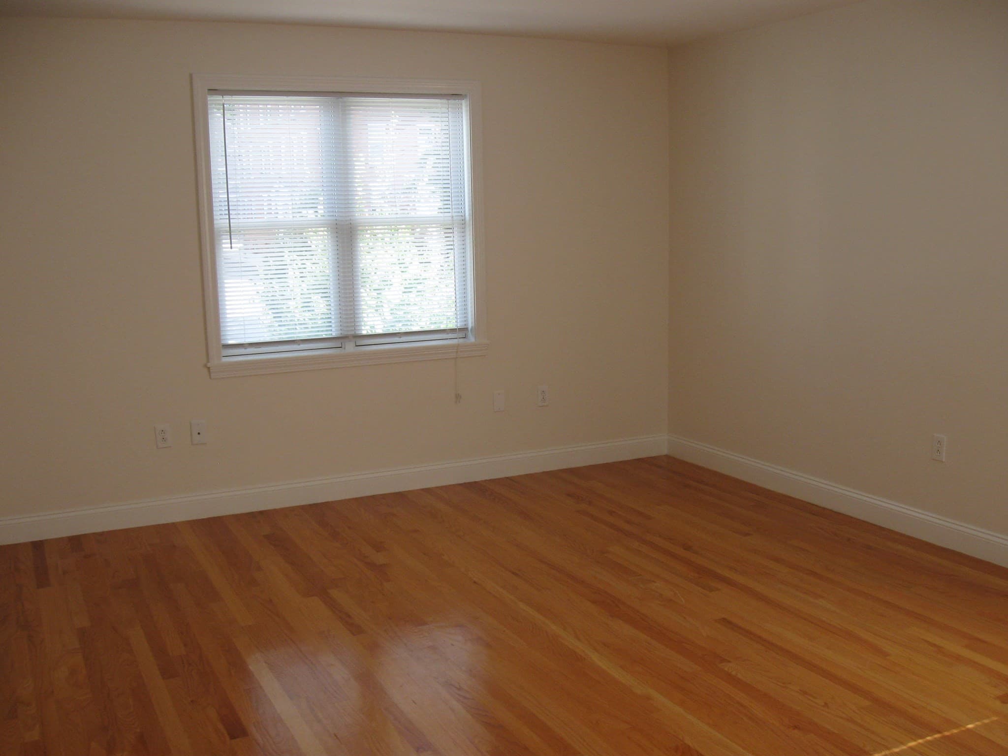 Single Family Residence at 2856 Washington Street, Boston MA 02119, photo 14 of 38