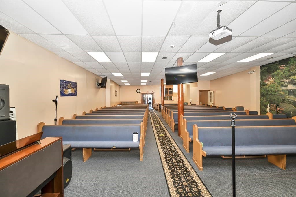 35-37 Fairmount Ave, Boston MA 02136 photo 3