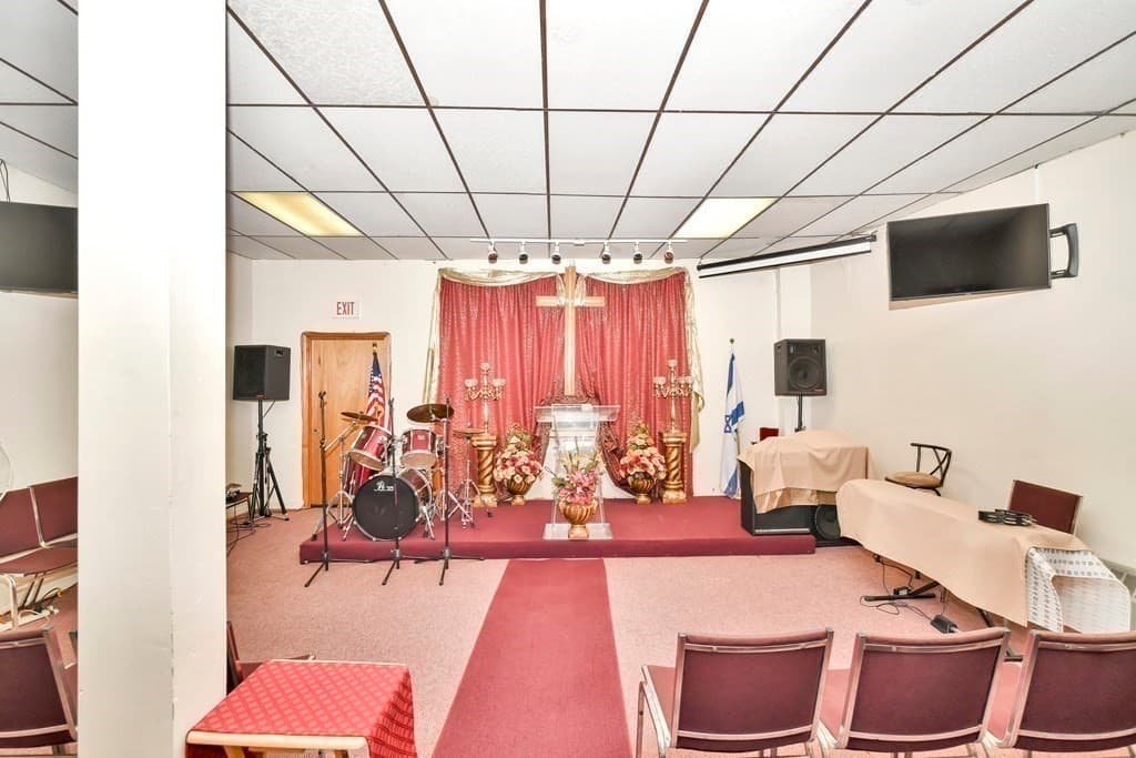35-37 Fairmount Ave, Boston MA 02136 photo 9