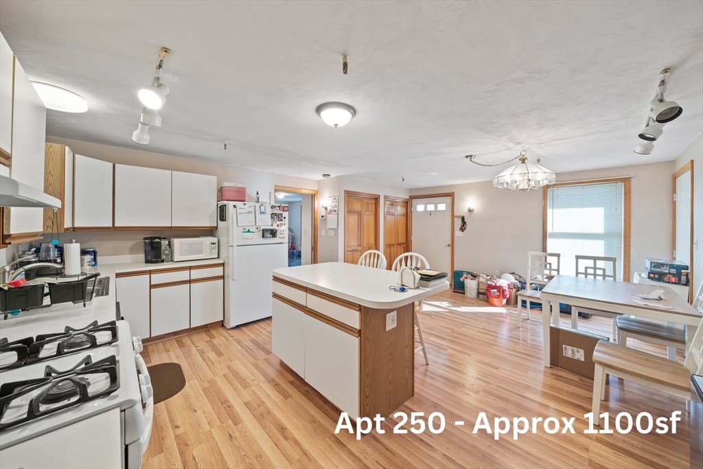 5-9 Family at 172 Washington St, Pembroke MA 02359, photo 28 of 42