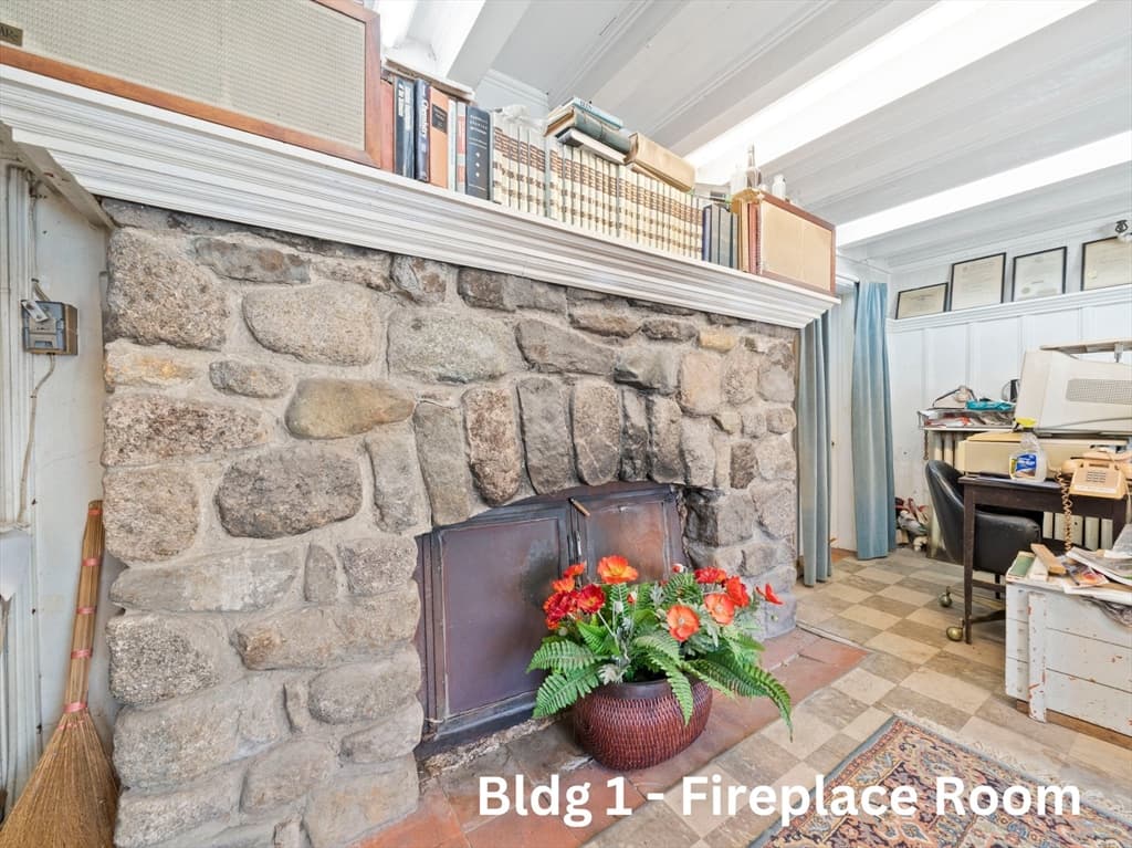 5-9 Family at 172 Washington St, Pembroke MA 02359, photo 14 of 42