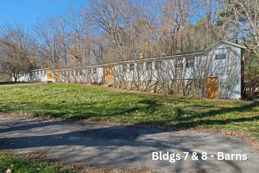 5-9 Family at 172 Washington St, Pembroke MA 02359, photo 8 of 42