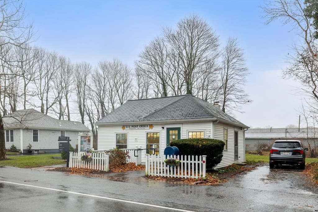 Commercial at 36 Carriage Shop Rd, Falmouth MA 02536, Falmouth, photo 9 of 9