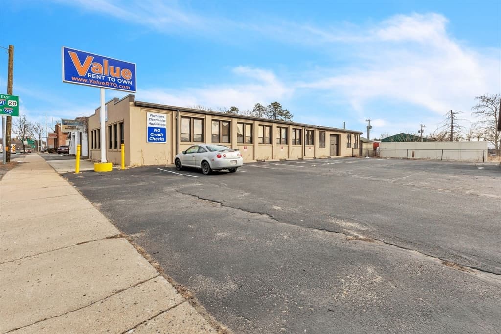 785 Page Blvd, Springfield MA 01104