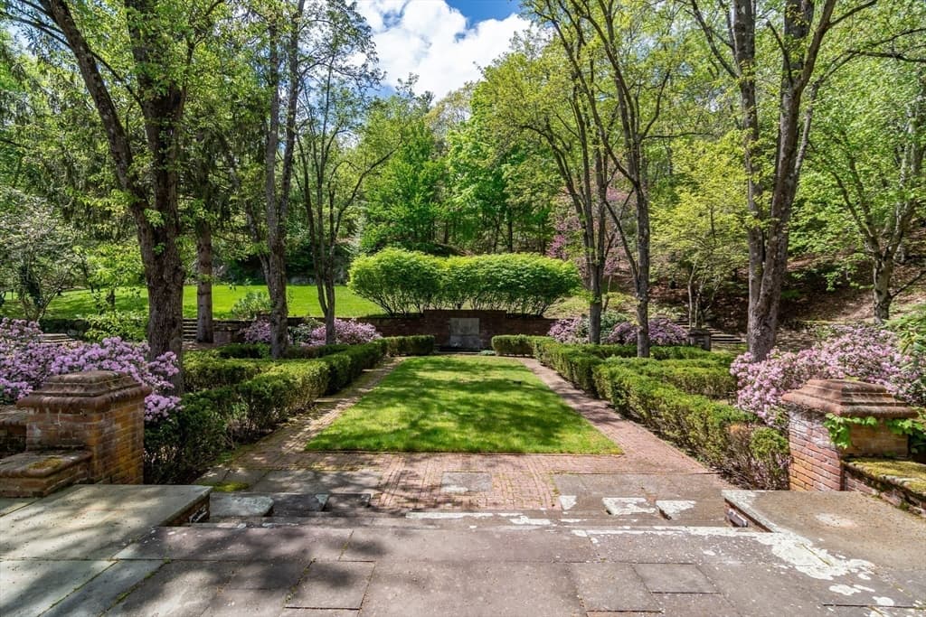 200 Pond Road, Wellesley MA 02482 photo 25