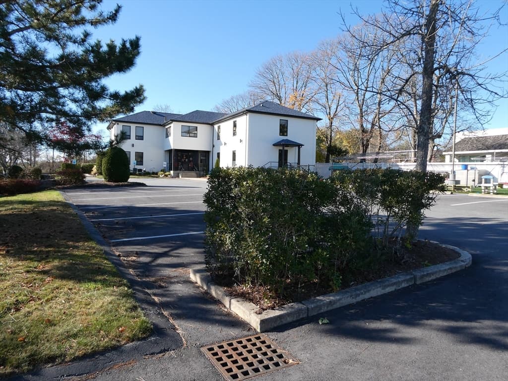 Commercial Sale at 445 Faunce Corner Rd, Dartmouth MA 02747, Dartmouth, photo 4 of 30