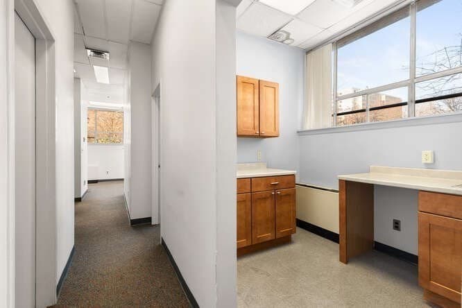 2 Hawthorne # 102n, Boston MA 02114 photo 4