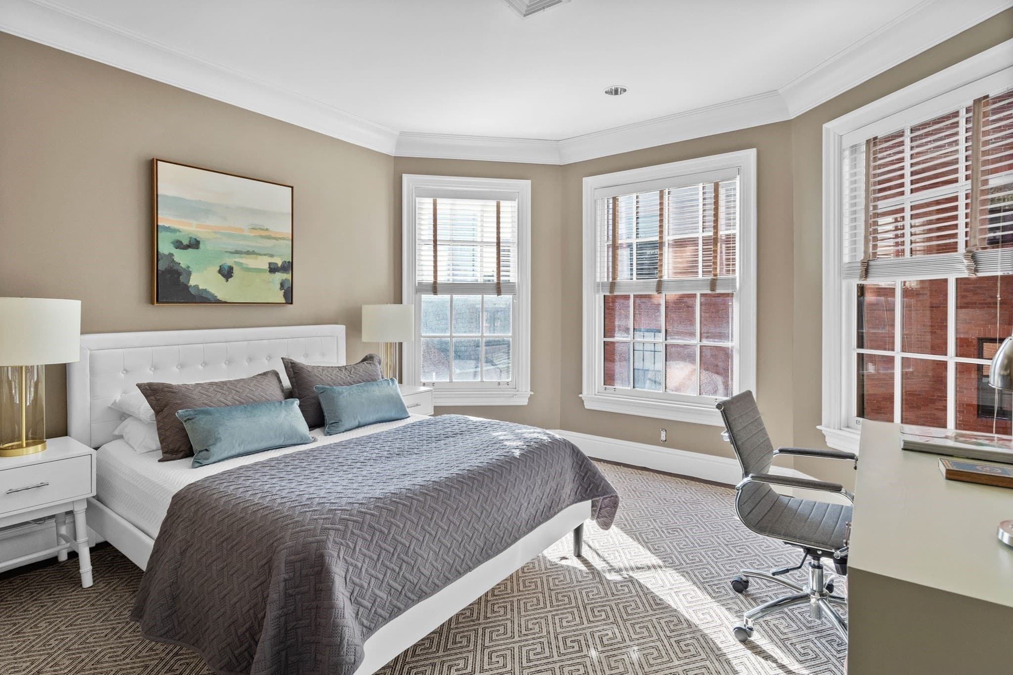 Single Family Residence at 86 Mount Vernon Street, Boston MA 02108, photo 20 of 26