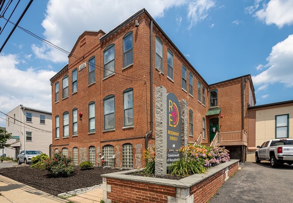 60 Clayton St, Boston MA 02122
