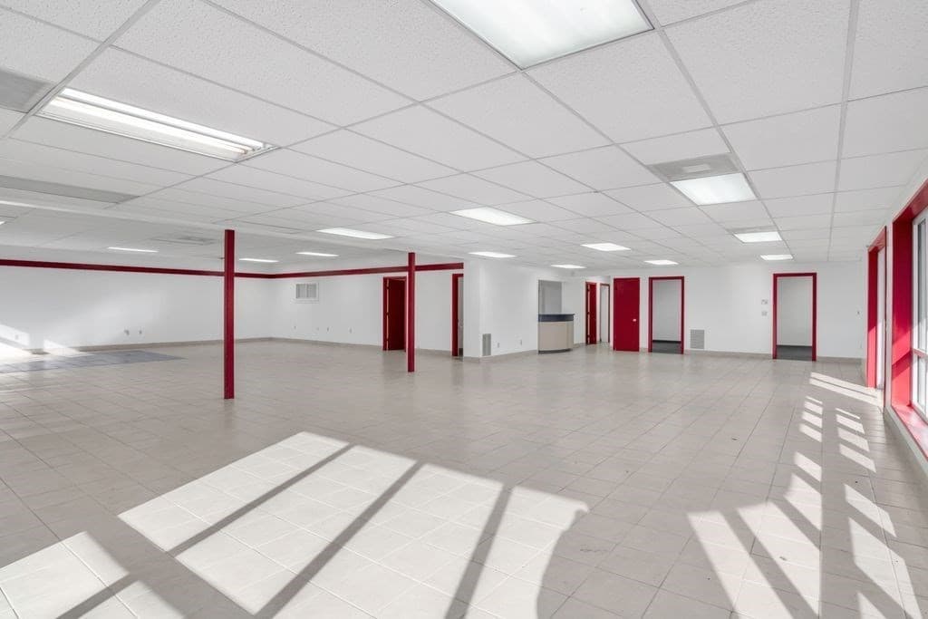 Commercial Sale at 253 Greenfield Rd, Deerfield MA 01373, photo 7 of 42