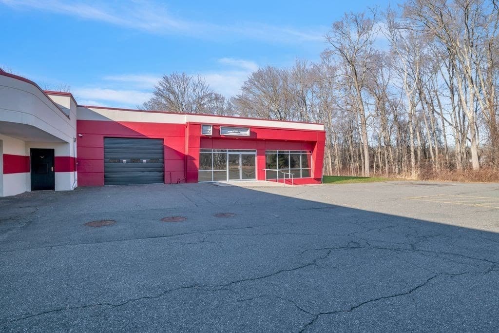 Commercial Sale at 253 Greenfield Rd, Deerfield MA 01373, photo 3 of 42