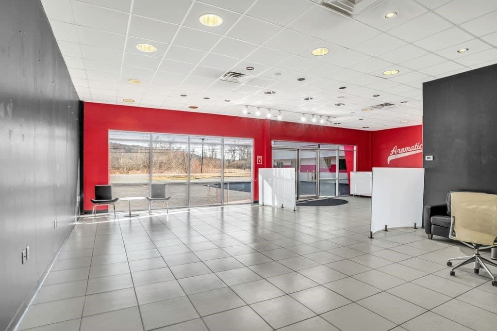 253 Greenfield Rd, Deerfield MA 01373