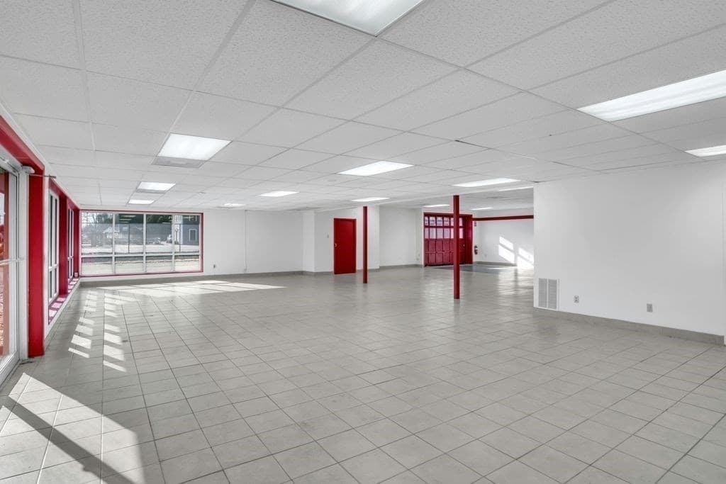 Commercial Sale at 253 Greenfield Rd, Deerfield MA 01373, photo 5 of 42