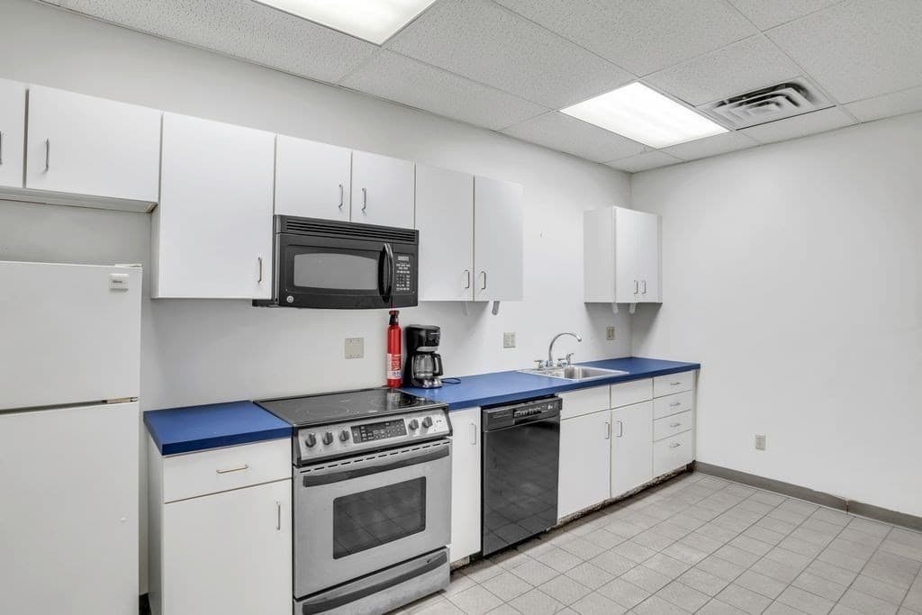Commercial Sale at 253 Greenfield Rd, Deerfield MA 01373, photo 18 of 42