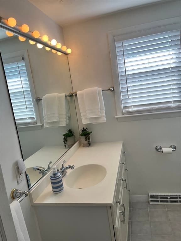 Condominium at 197A West Shore Drive # A, Marblehead MA 01945, Marblehead, photo 22 of 37
