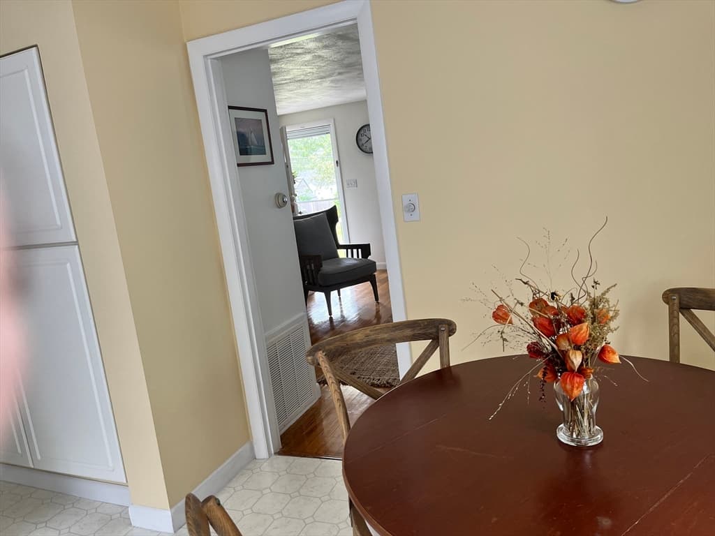 Condominium at 197A West Shore Drive # A, Marblehead MA 01945, Marblehead, photo 9 of 37