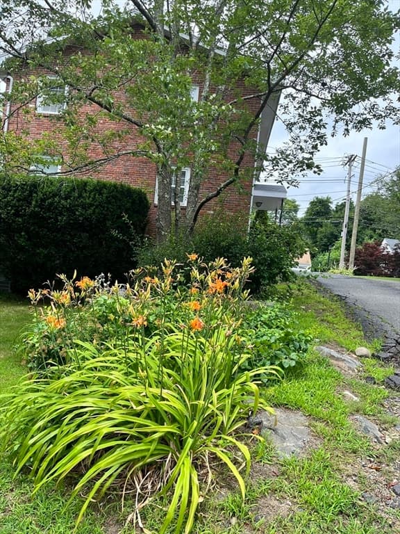 Condominium at 197A West Shore Drive # A, Marblehead MA 01945, Marblehead, photo 34 of 37