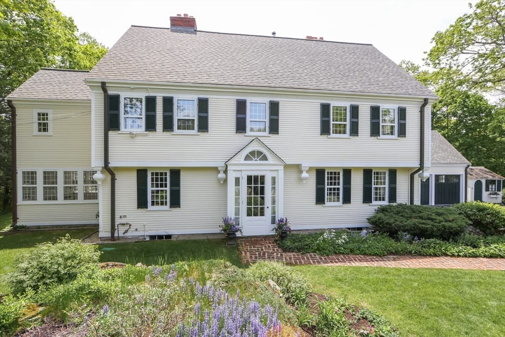 Single Family Residence at 42 Edmunds Road, Wellesley MA 02481, photo 2 of 42