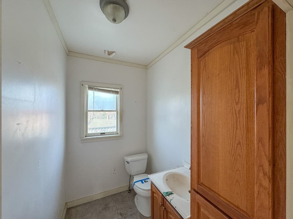 Single Family Residence at 34 Smithfield Rd, Woonsocket RI 02895, Woonsocket, photo 22 of 35