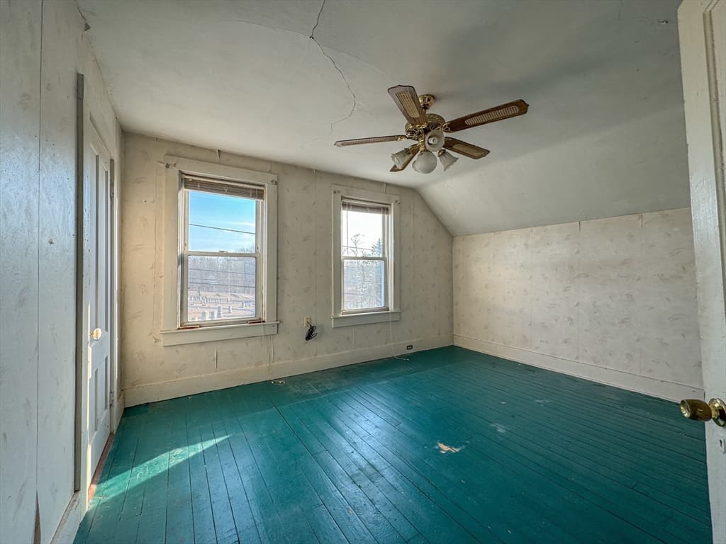Single Family Residence at 34 Smithfield Rd, Woonsocket RI 02895, Woonsocket, photo 11 of 35