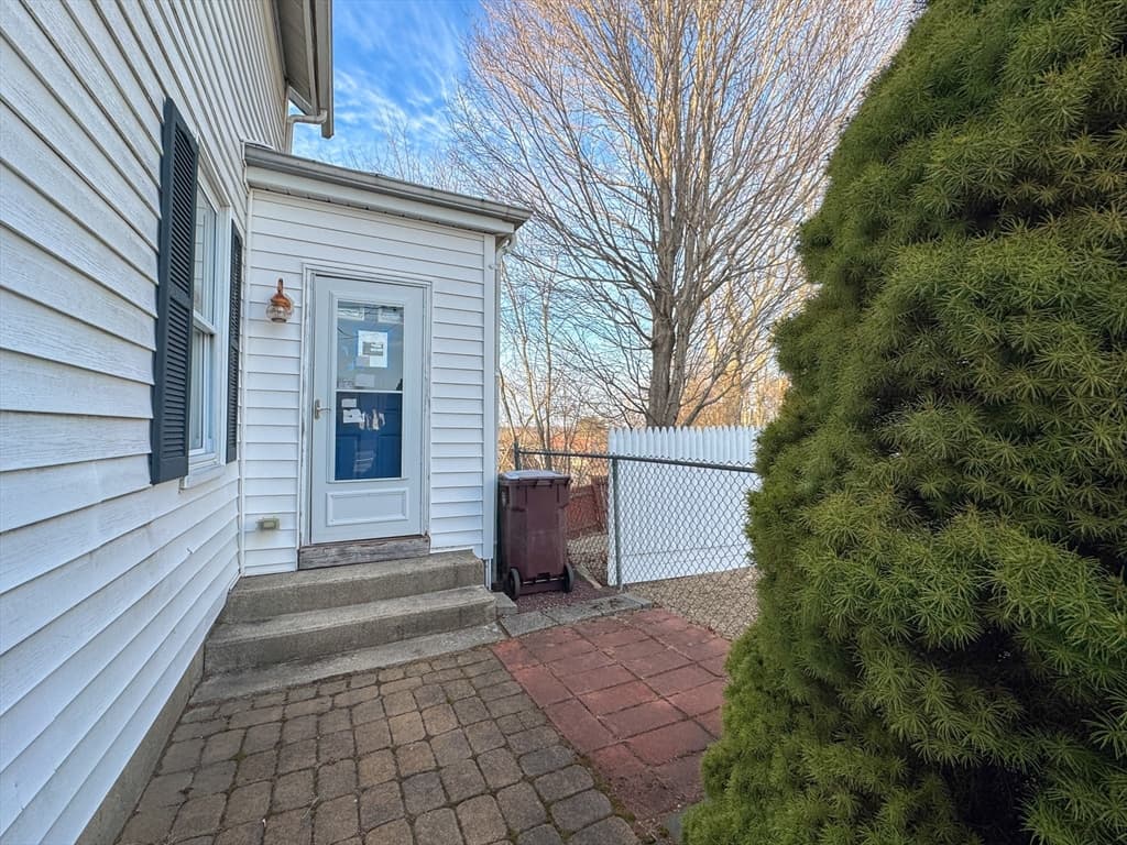 Single Family Residence at 34 Smithfield Rd, Woonsocket RI 02895, Woonsocket, photo 35 of 35