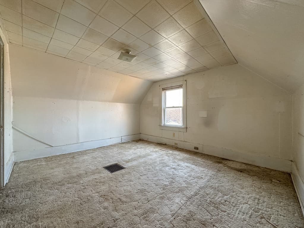 Single Family Residence at 34 Smithfield Rd, Woonsocket RI 02895, Woonsocket, photo 8 of 35