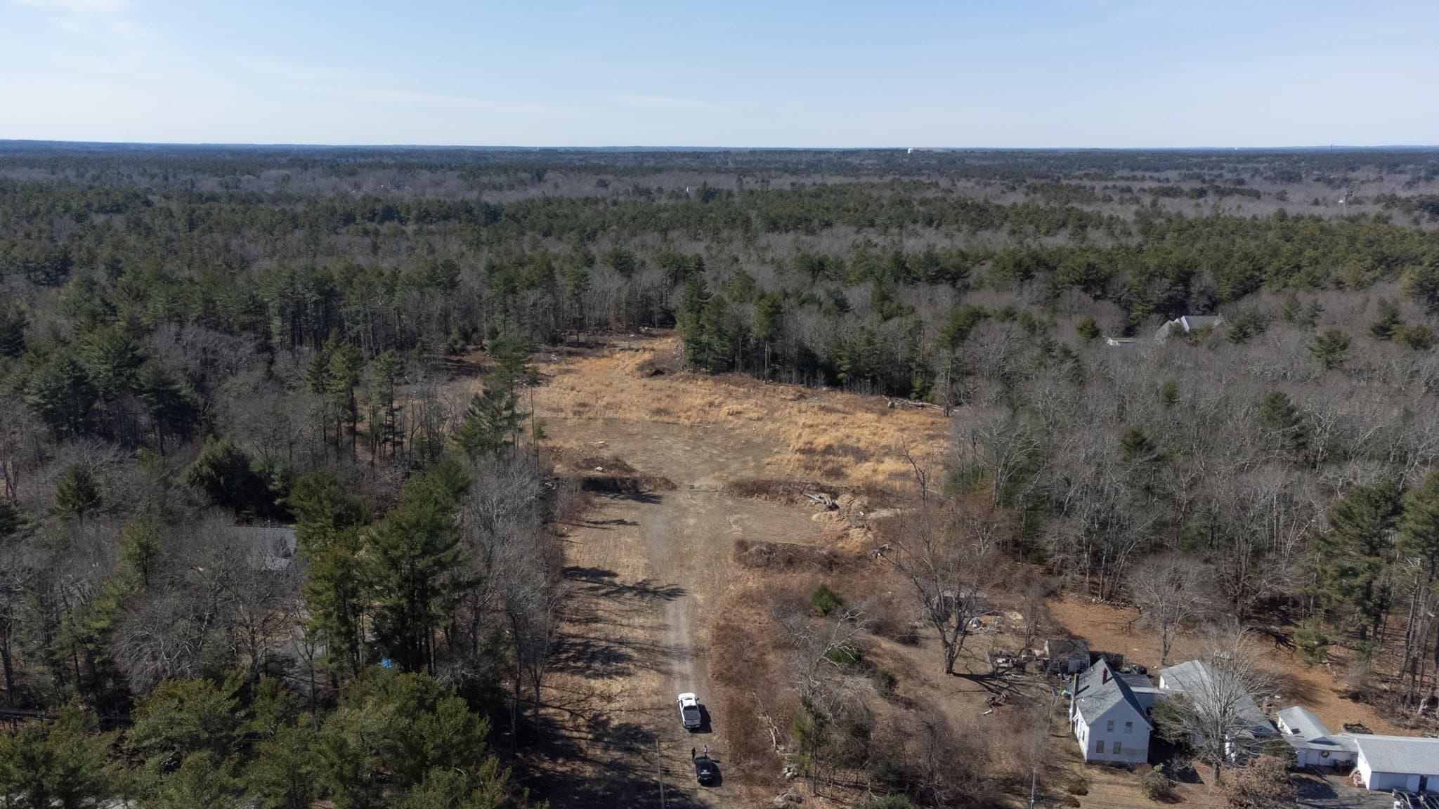 Residential at 194 Bedford St, Middleboro MA 02346, photo 6 of 18