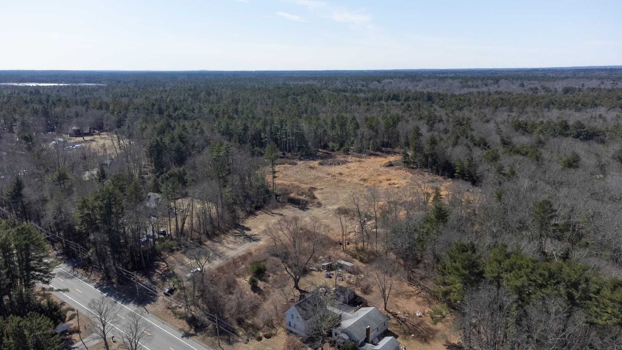 Residential at 194 Bedford St, Middleboro MA 02346, photo 8 of 18