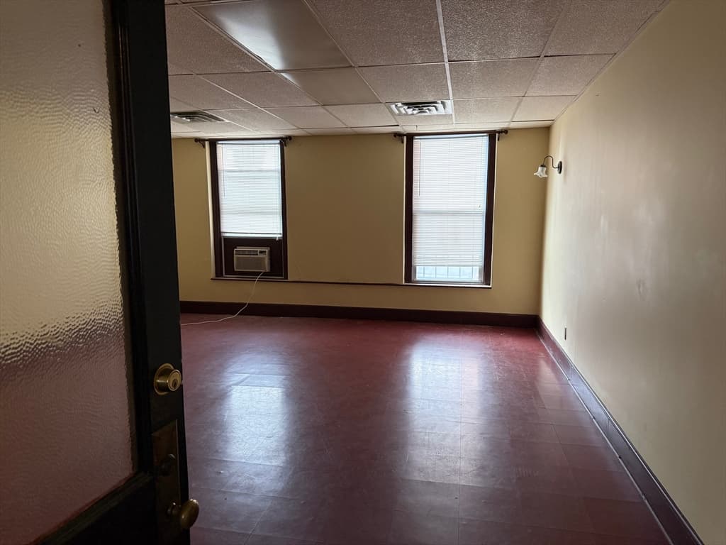 Commercial Sale at 151 S Main St, Fall River MA 02721, Fall River, photo 7 of 8