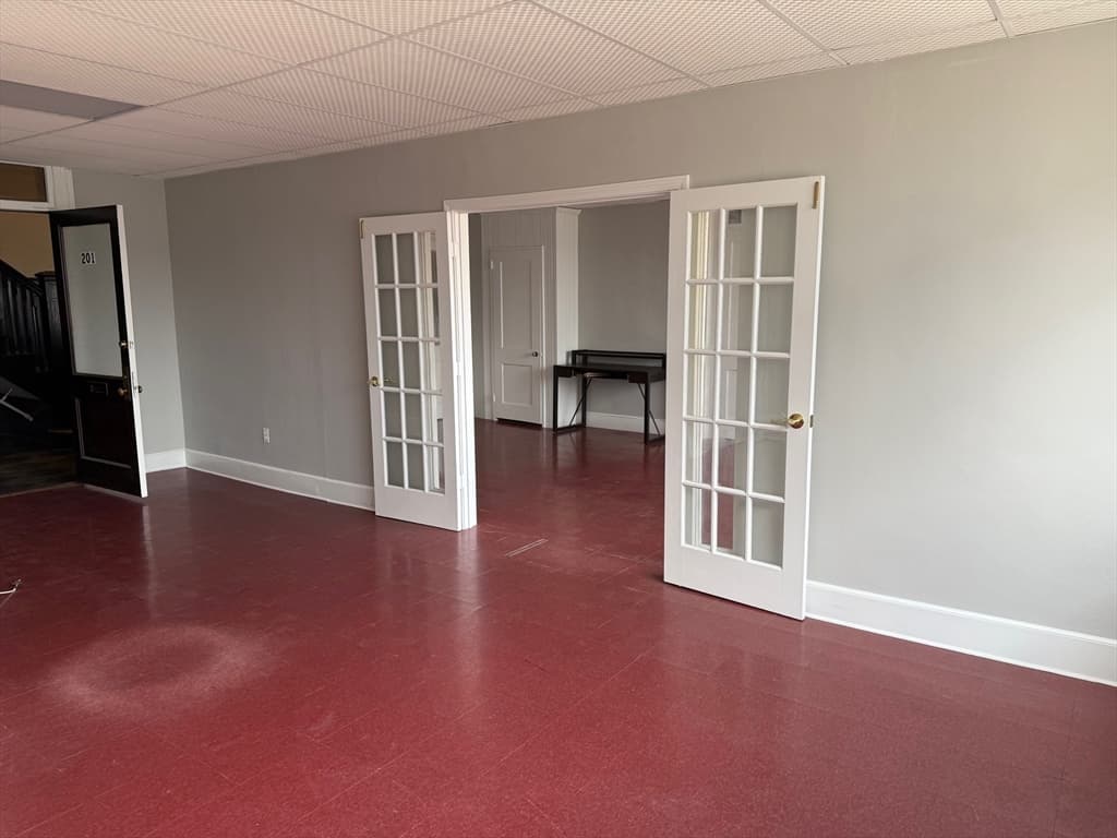 Commercial Sale at 151 S Main St, Fall River MA 02721, Fall River, photo 5 of 8
