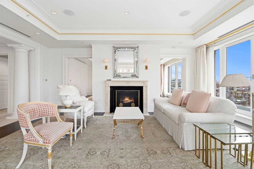 Condominium at 776 Boylston Street, Boston MA 02199, Boston, photo 5 of 30