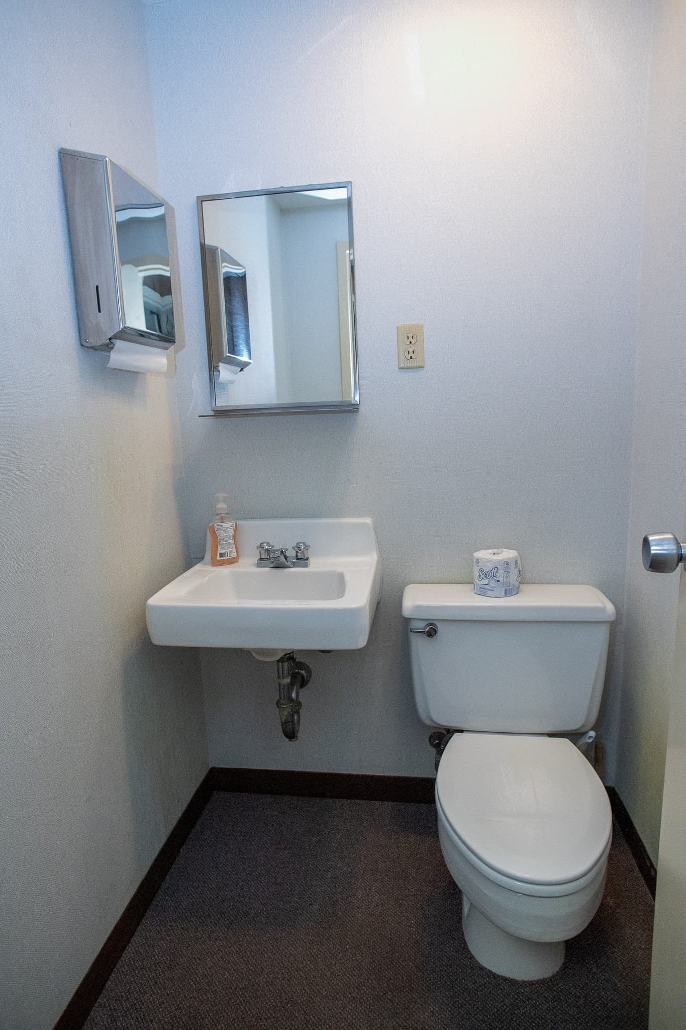 Commercial Sale at 41-43 Lennon St, Gardner MA 01440, photo 34 of 42